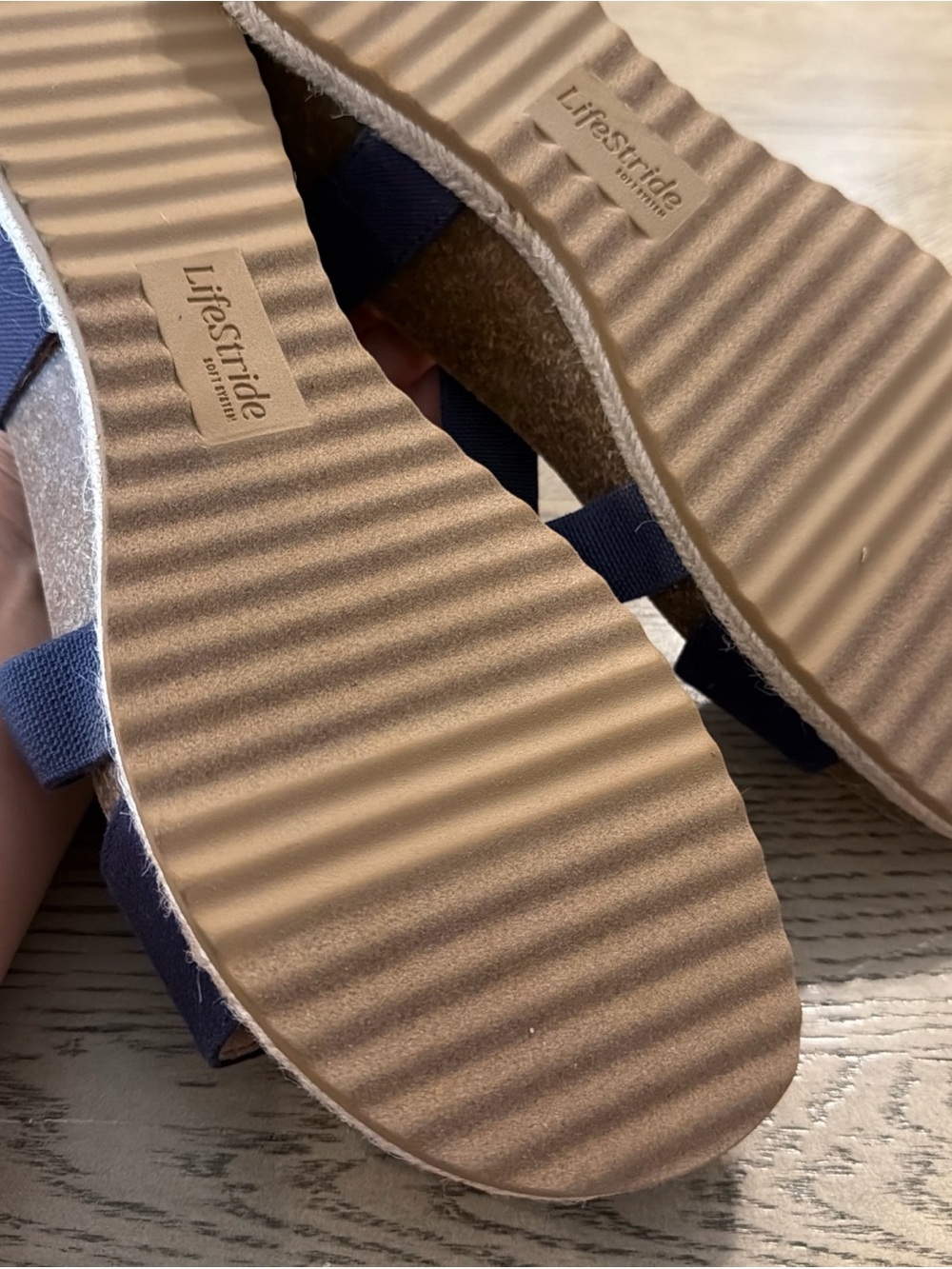 Lifestride Breeze Womens Soft System Strappy Wedge Sandals Navy Canvas Size 11M - Picture 5 of 5